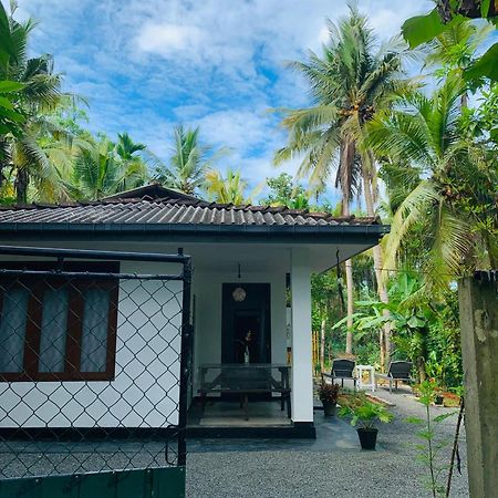 White Heaven Villa Unawatuna Esterno foto